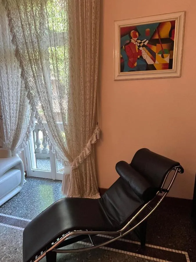 Villa Mirosa Albissola Marina Bed & Breakfast